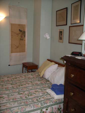 queen sized bed