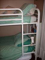 twin bunk beds